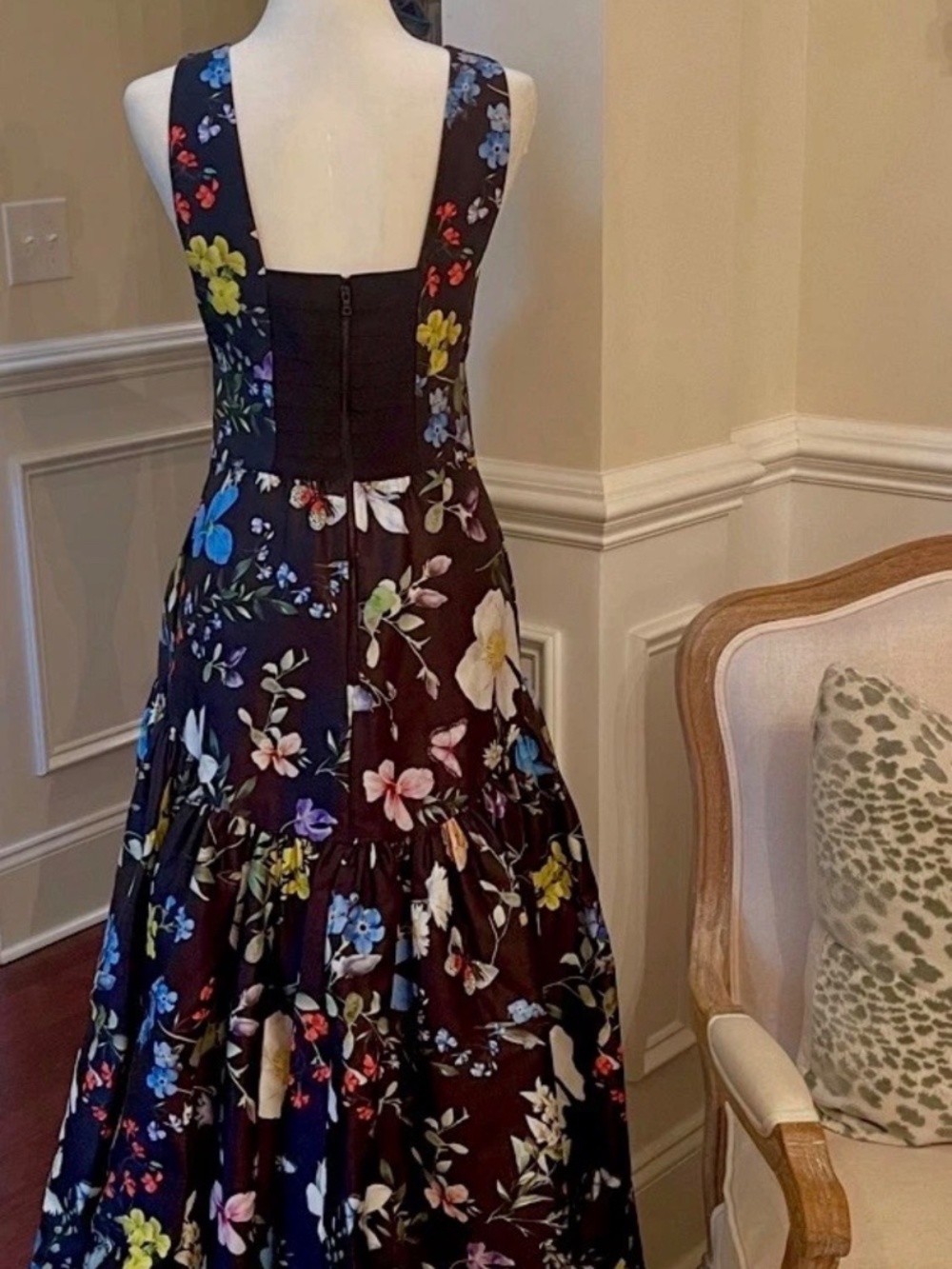 Alice + Olivia Lila Structured Ball Gown In Twisting Vines Black US 2 NWT $1195 - Picture 14 of 14